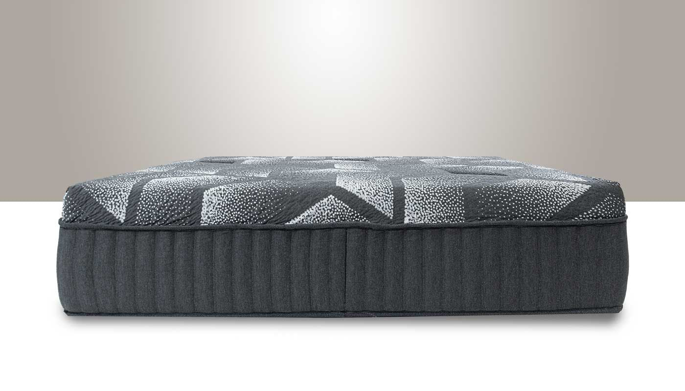 Zenith Plush Mattress