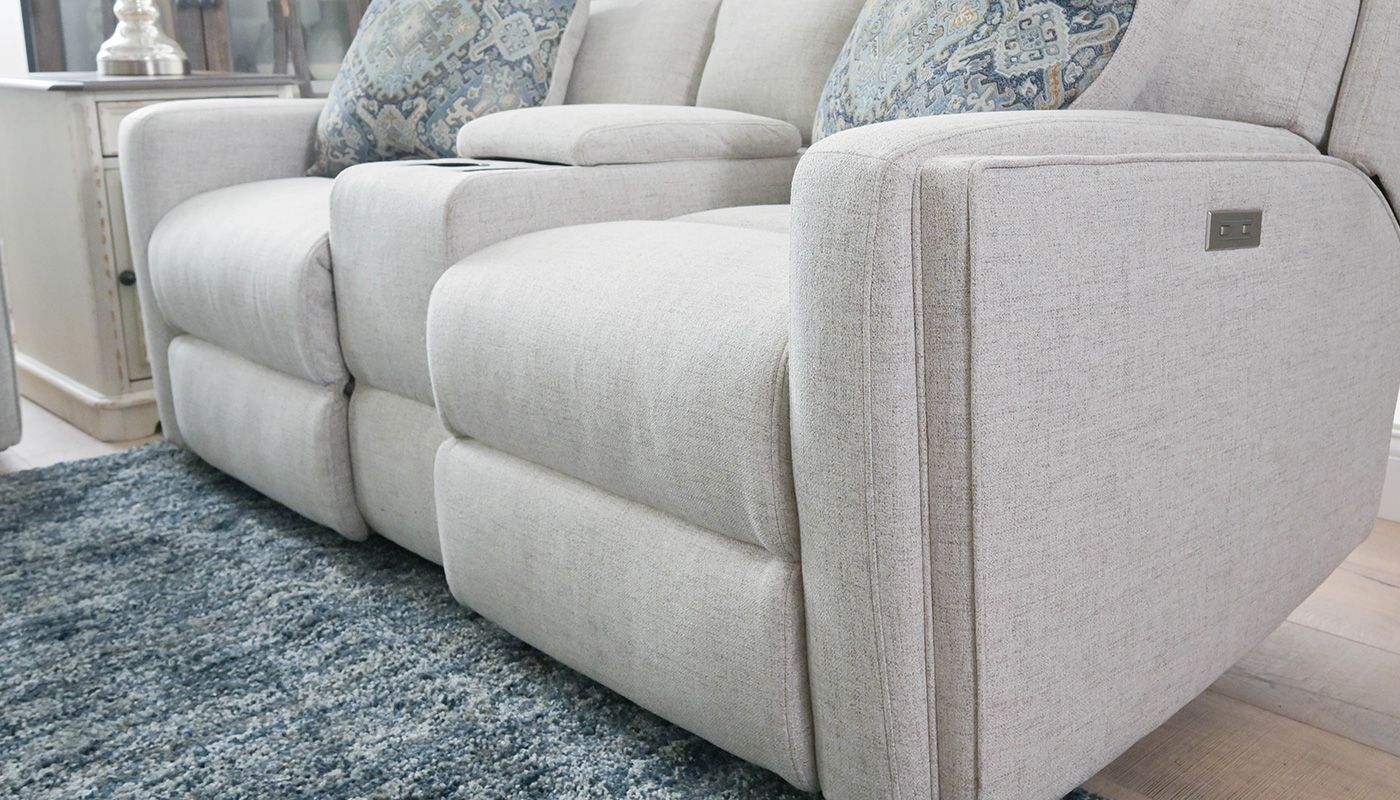 Nadia Ii Loveseat